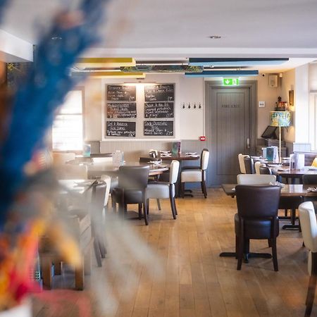 The Oyster Smack Hotel Burnham-on-Crouch Exterior foto